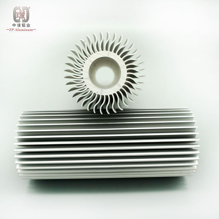 Dab tsi yog Qhov Zoo Ntawm Cold Forging Radiator